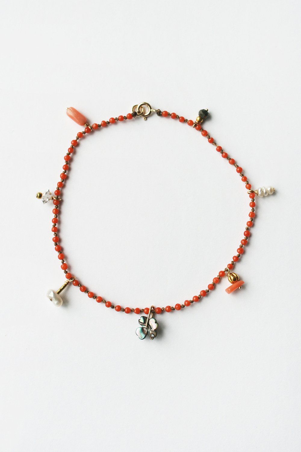 Charmant Coral Bracelet