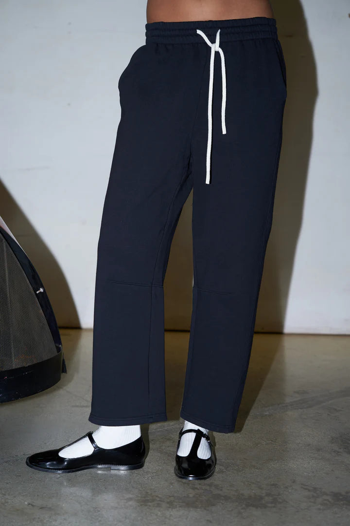 Fallon Fleece Barrel Sweatpant - True Black