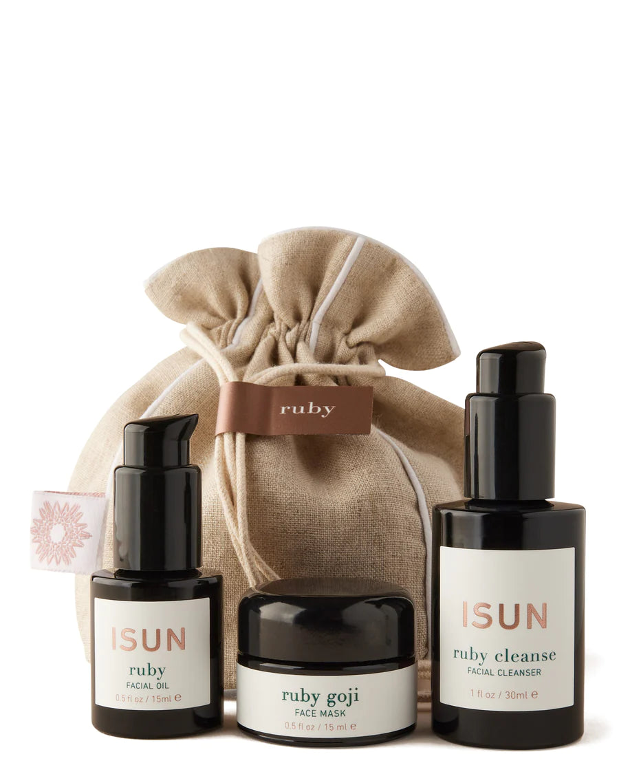 Ruby Travel Pouch - For Dry Skin
