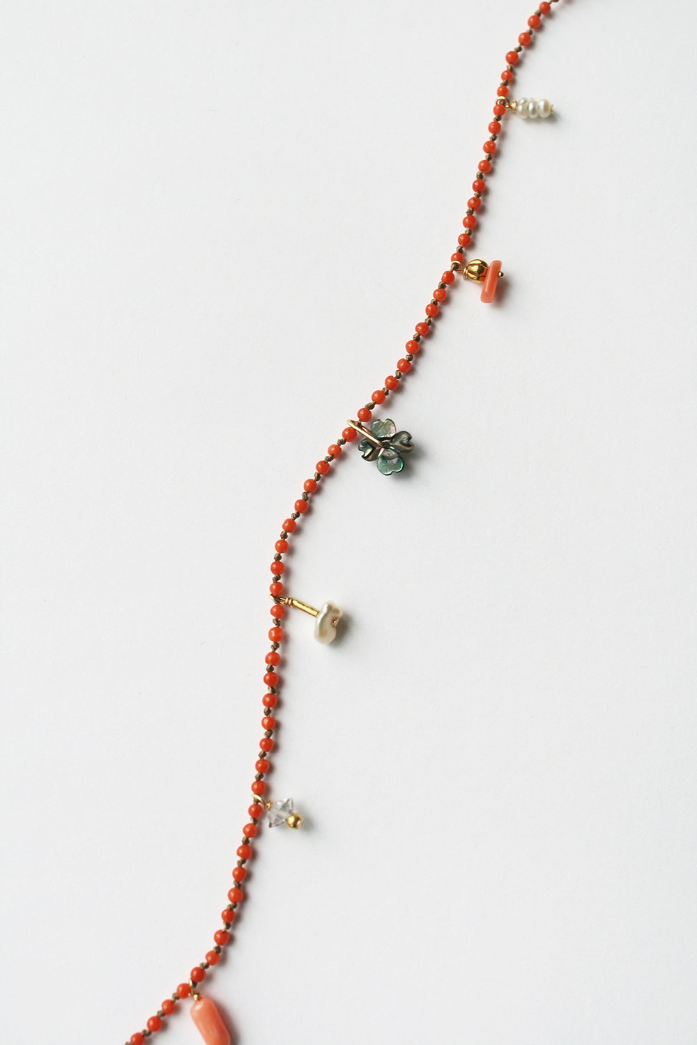 Charmant Coral Bracelet